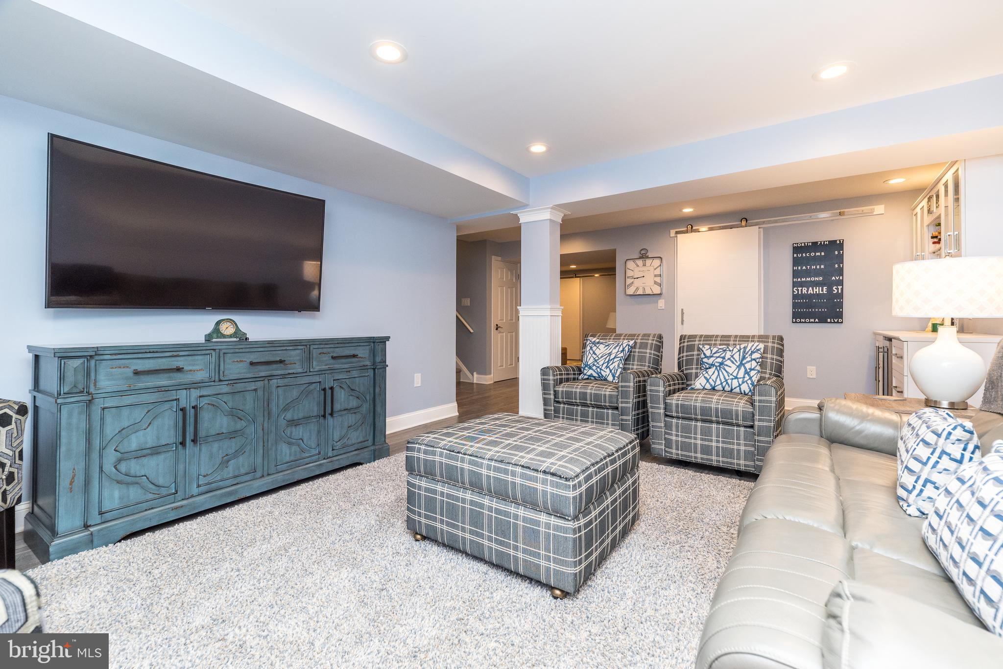 137 STEEPLECHASE DRIVE