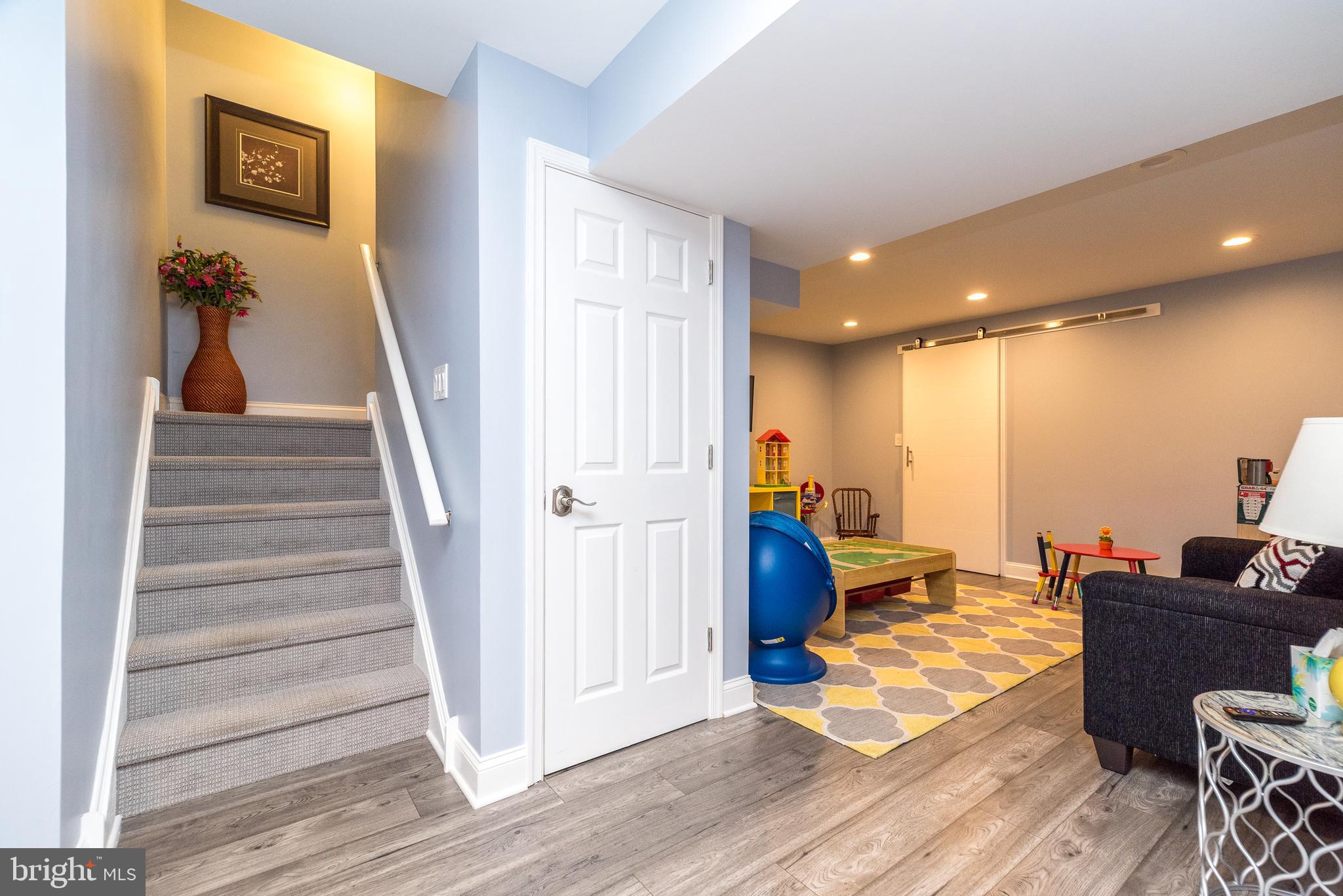 137 STEEPLECHASE DRIVE