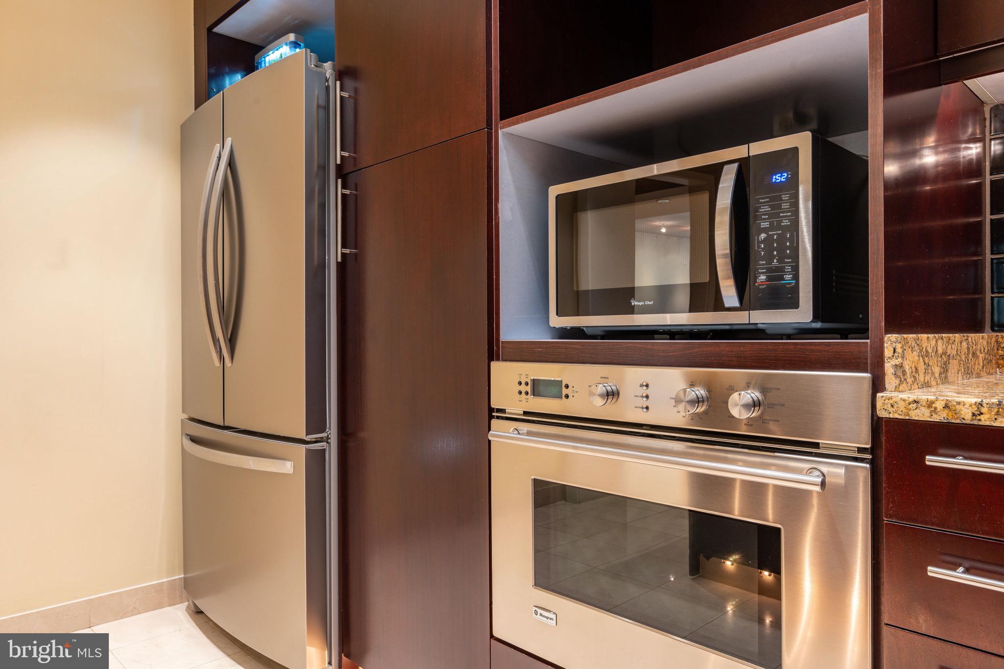 190 PRESIDENTIAL BOULEVARD 310