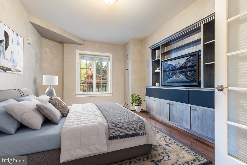 190 PRESIDENTIAL BOULEVARD 310
