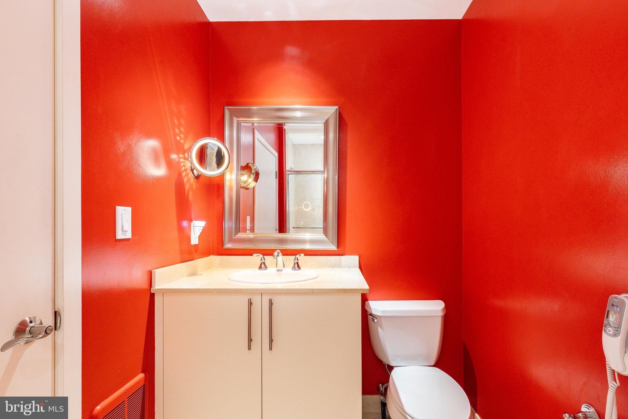 190 PRESIDENTIAL BOULEVARD 310