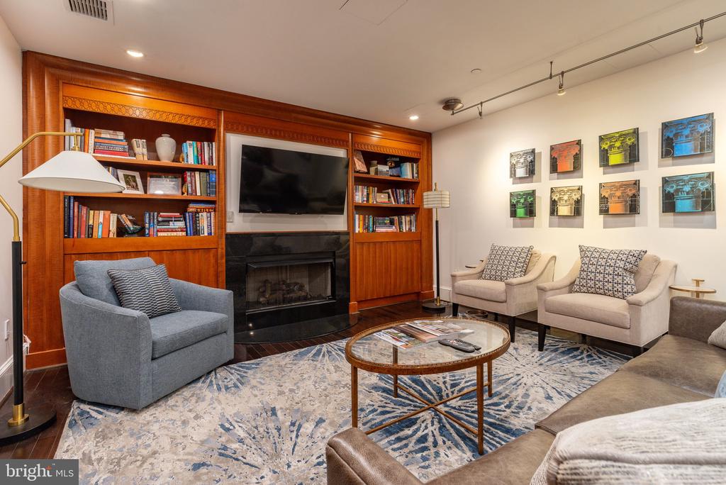 190 PRESIDENTIAL BOULEVARD 310