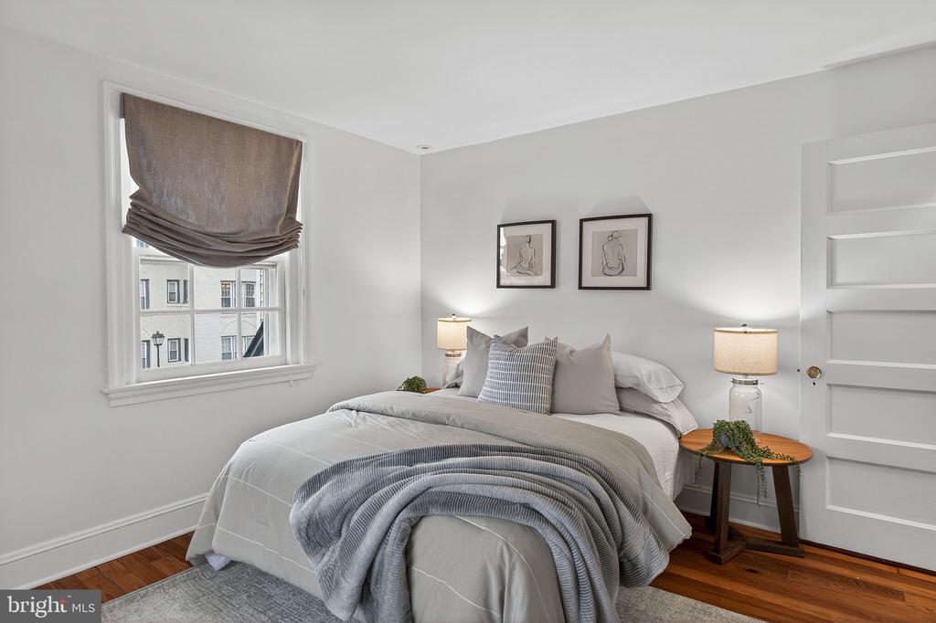 405 BERKLEY ROAD