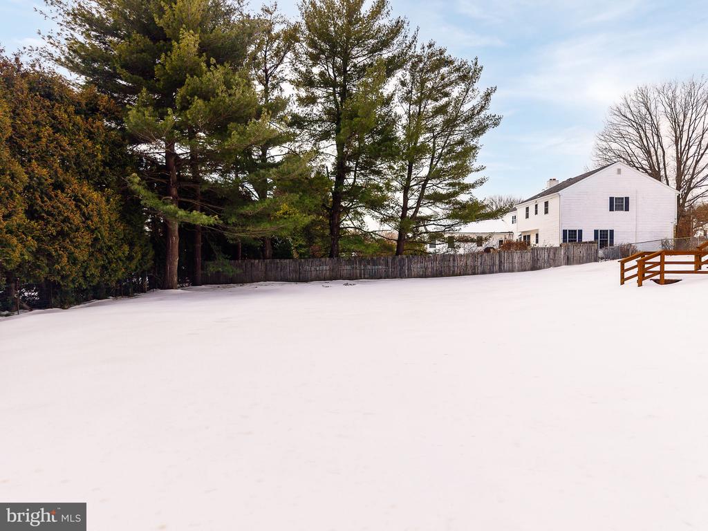1211 GOODMAN DRIVE