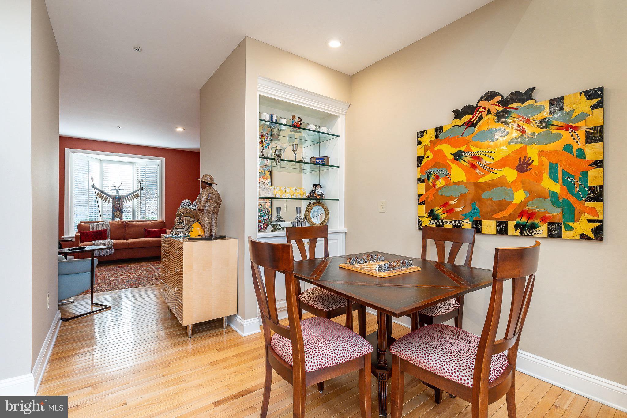 1120 GRANDVIEW TERRACE