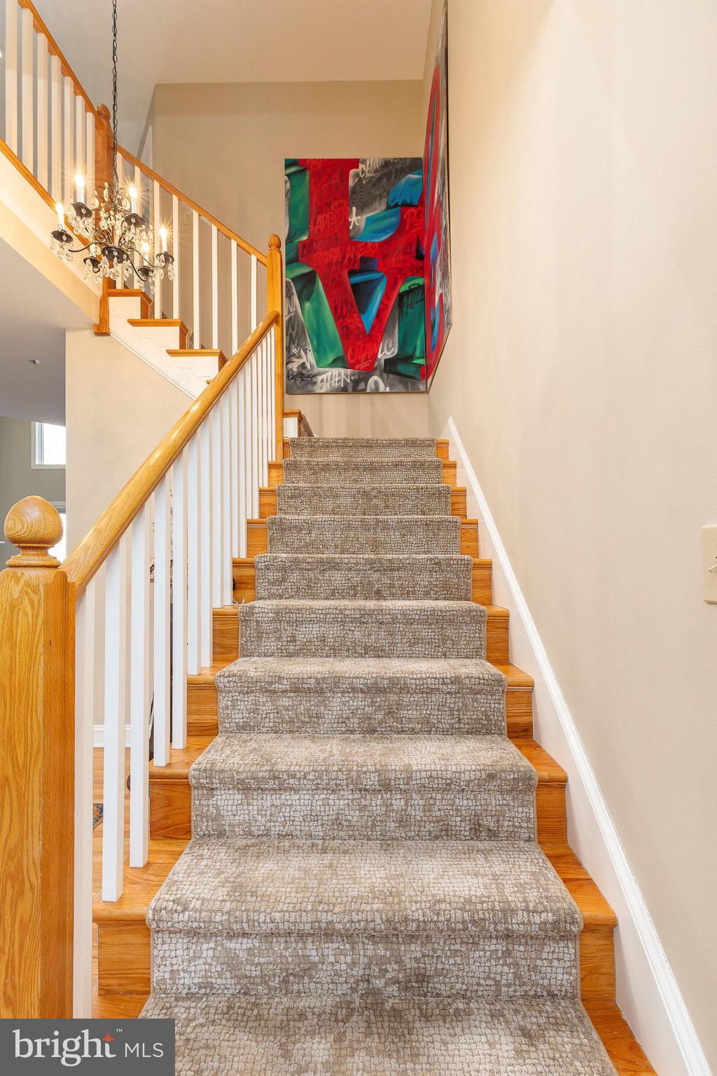 1120 GRANDVIEW TERRACE