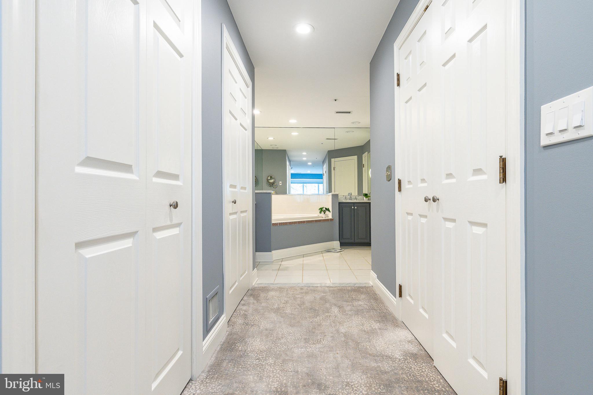 1120 GRANDVIEW TERRACE