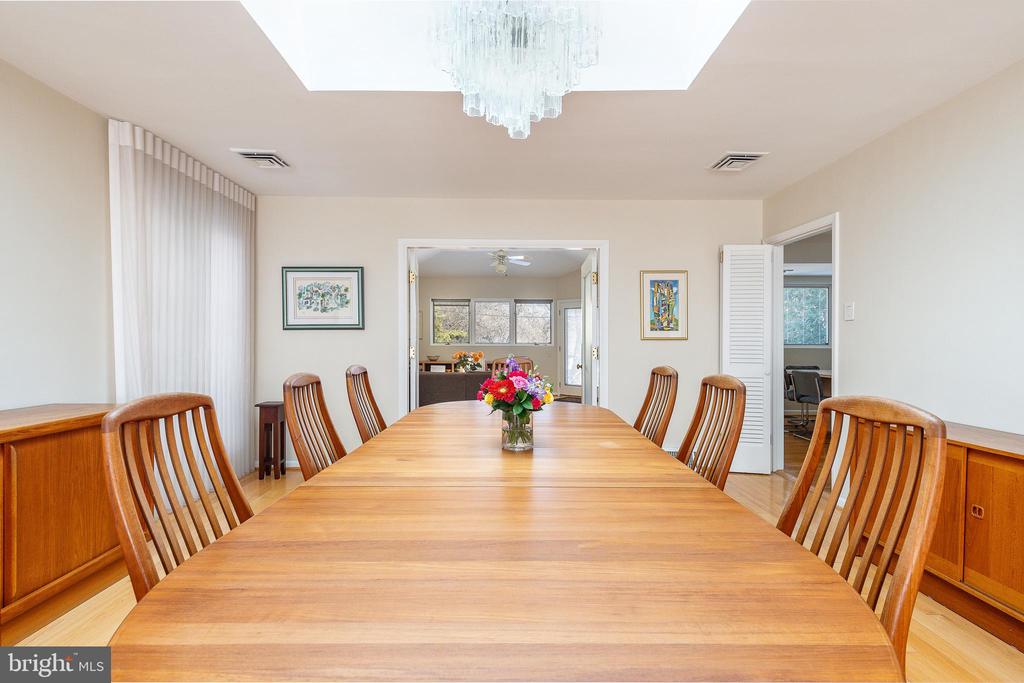 259 TOMKENN ROAD