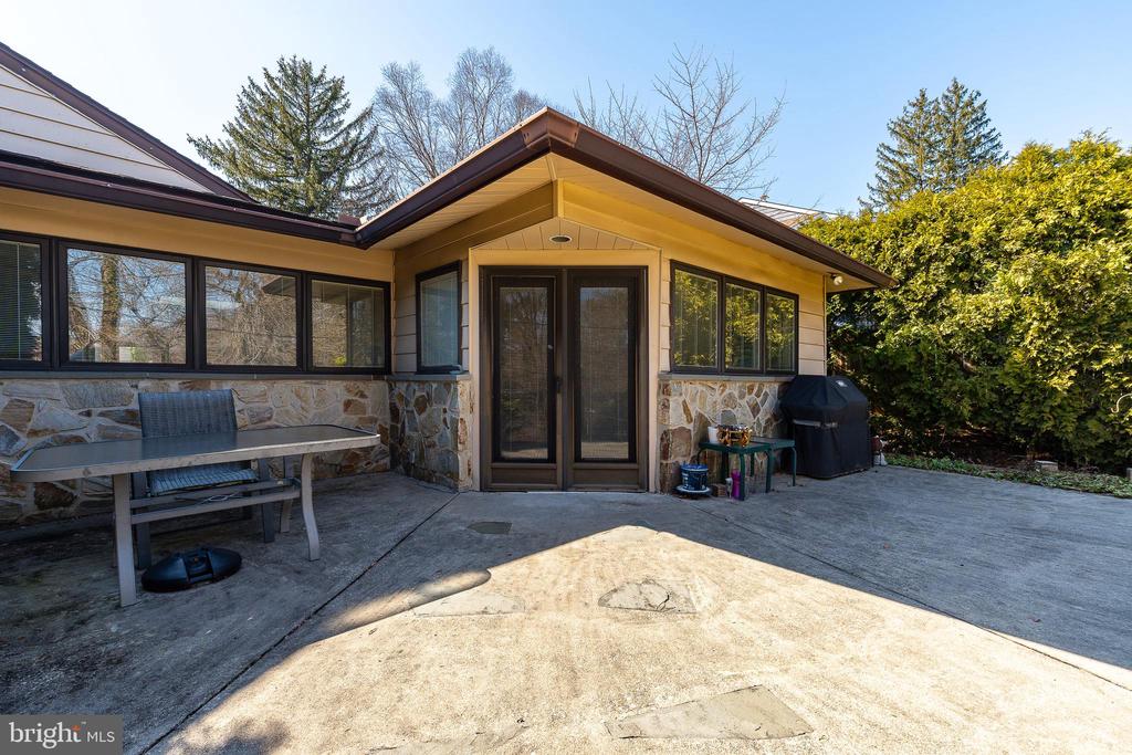 259 TOMKENN ROAD