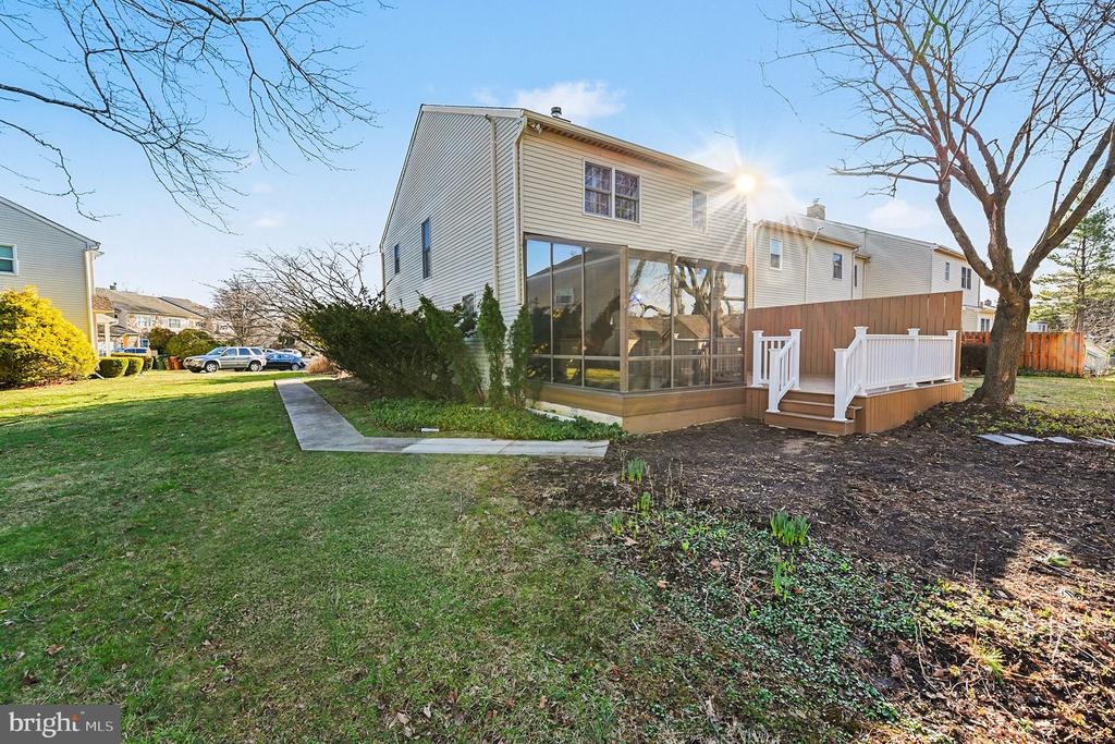 1522 ISAACS COURT