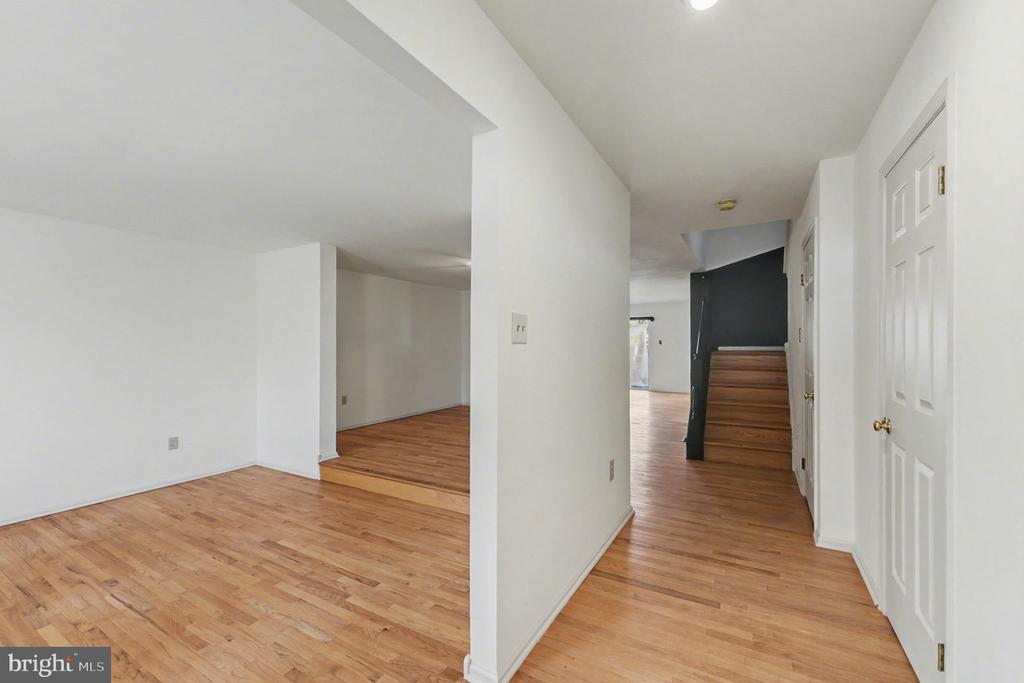 1522 ISAACS COURT