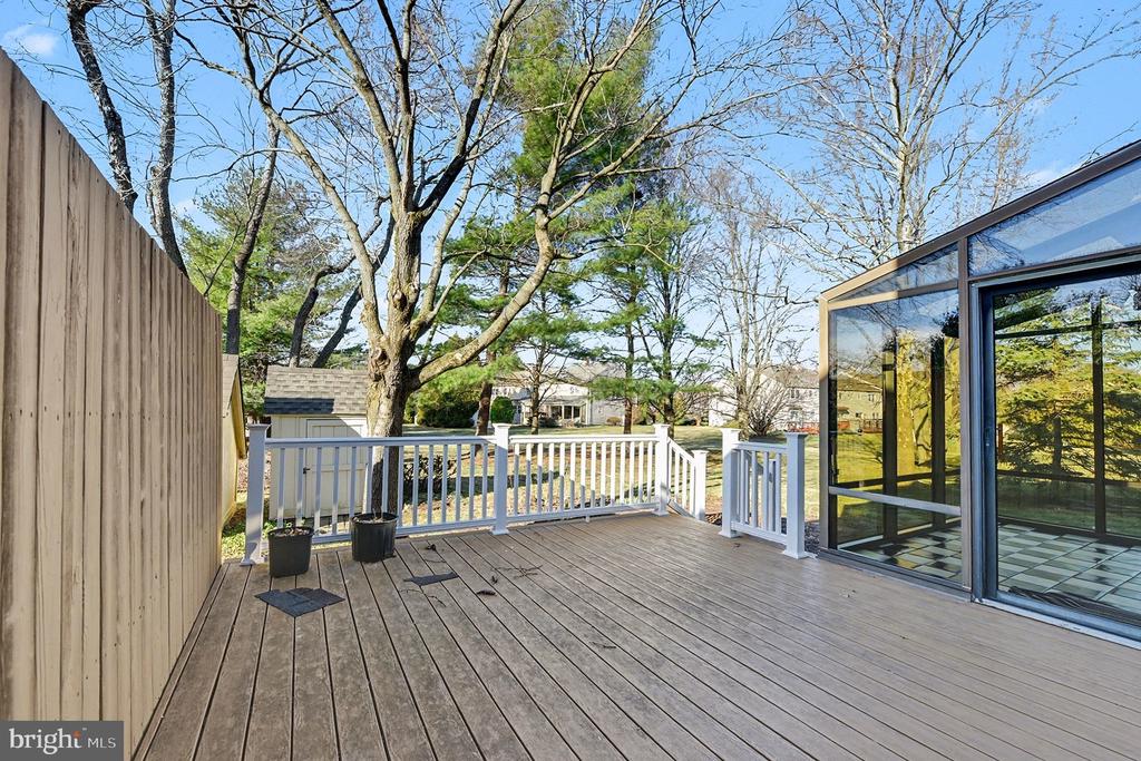 1522 ISAACS COURT