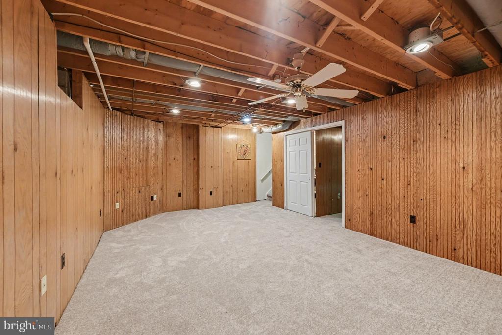 1522 ISAACS COURT