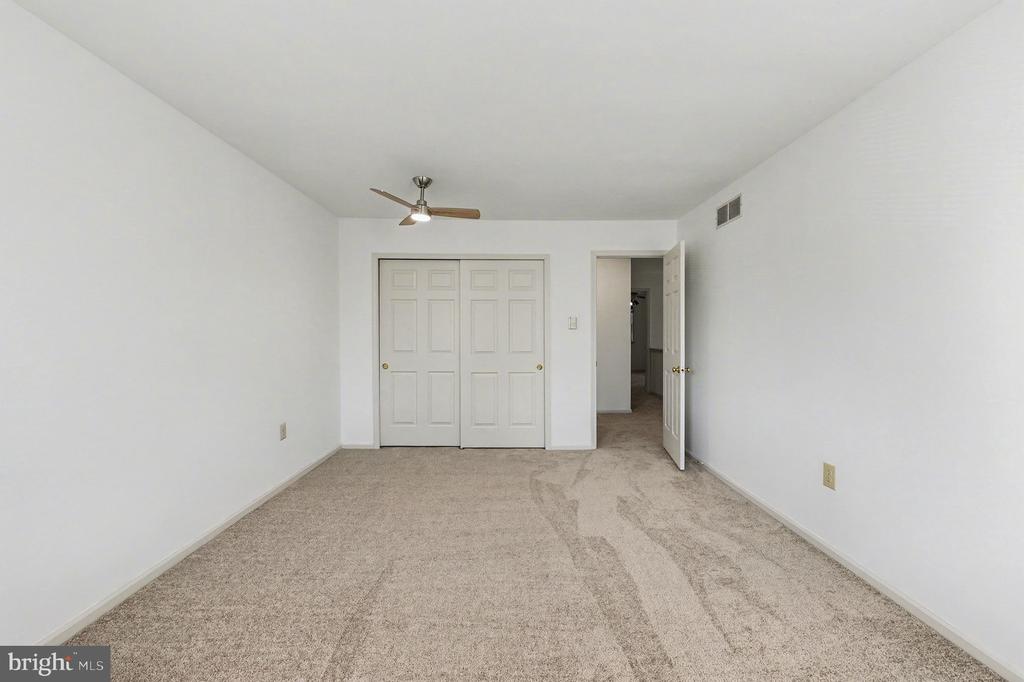 1522 ISAACS COURT