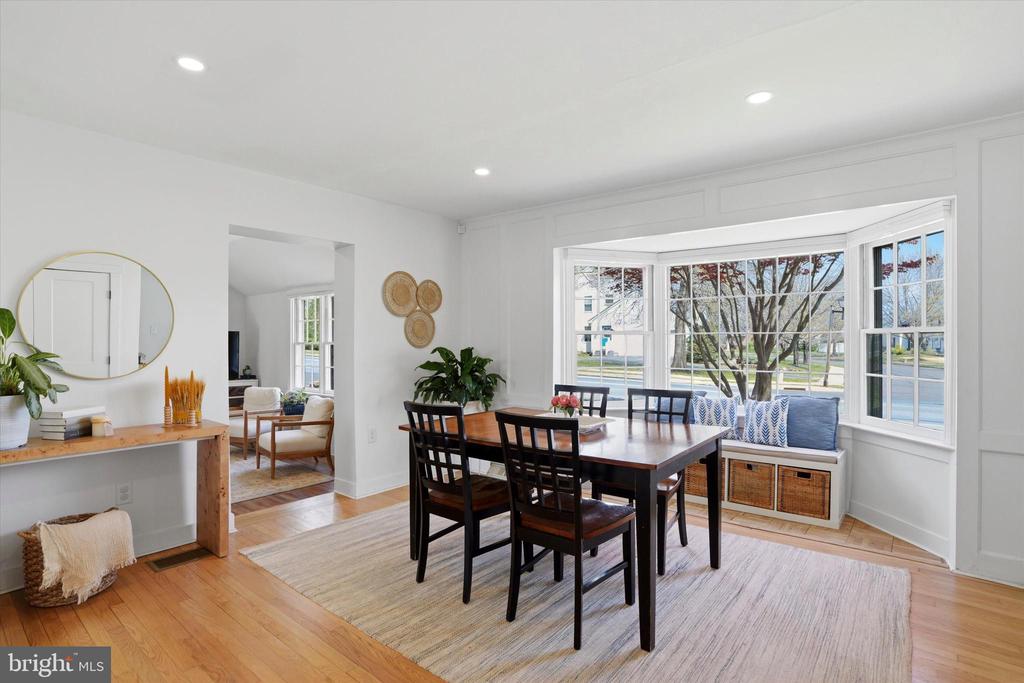 206 GUMBES ROAD
