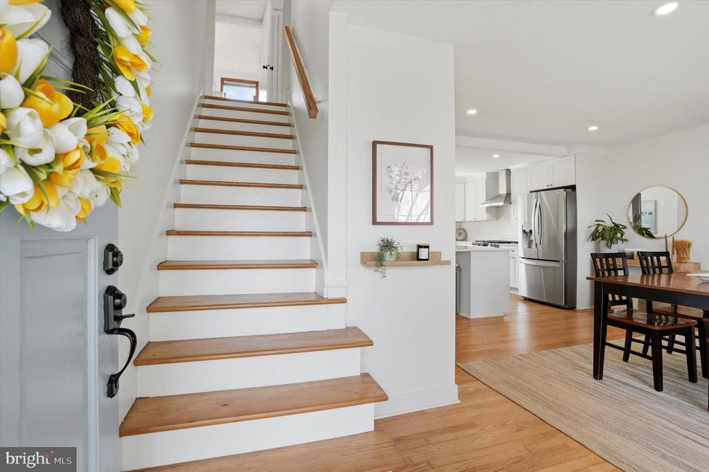 206 GUMBES ROAD