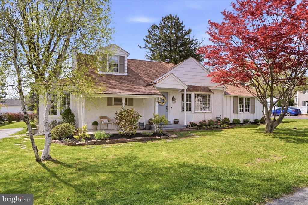 206 GUMBES ROAD