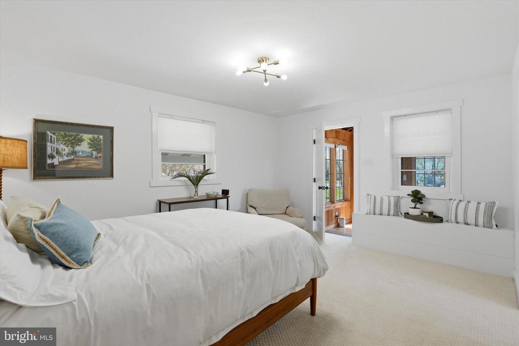 206 GUMBES ROAD