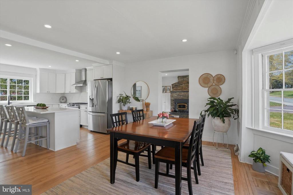 206 GUMBES ROAD