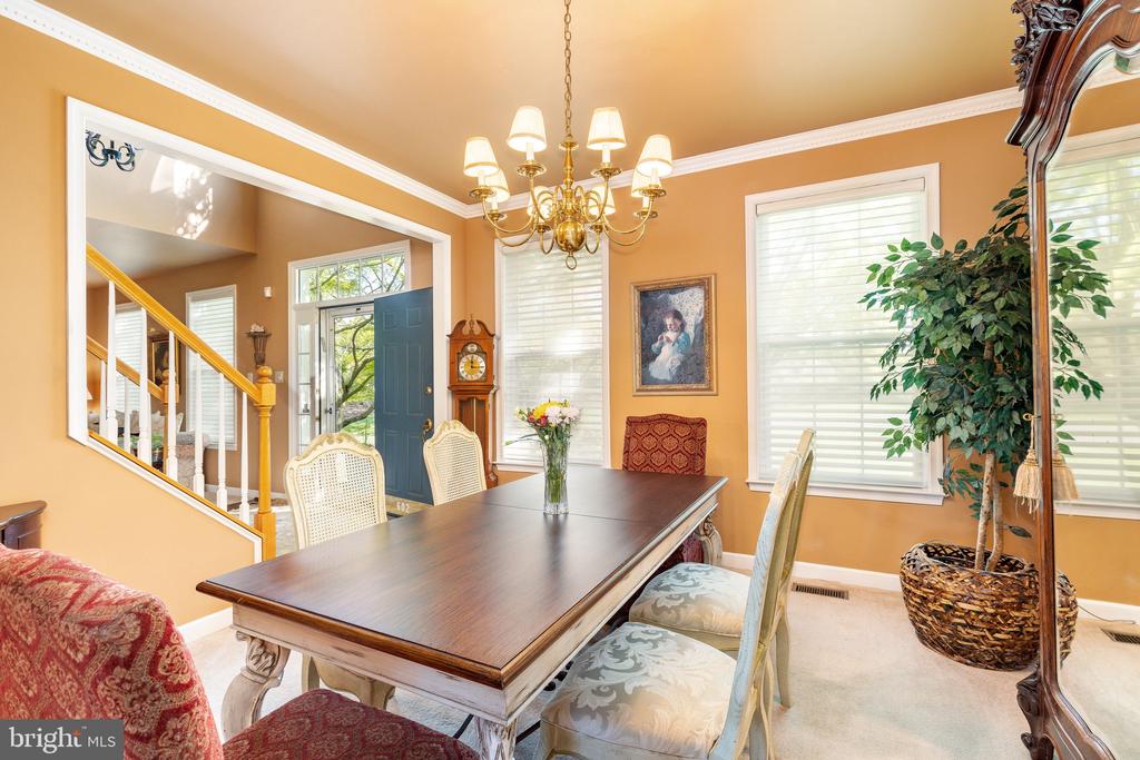 602 DUNBURRY DRIVE