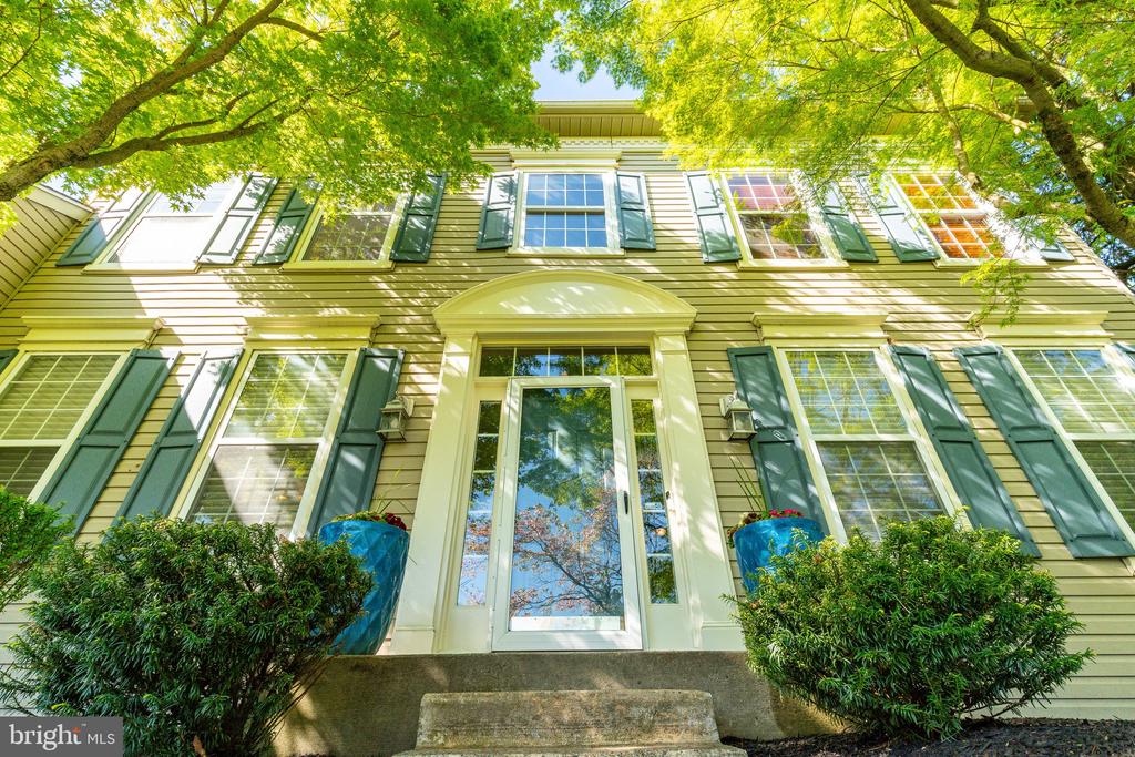 602 DUNBURRY DRIVE