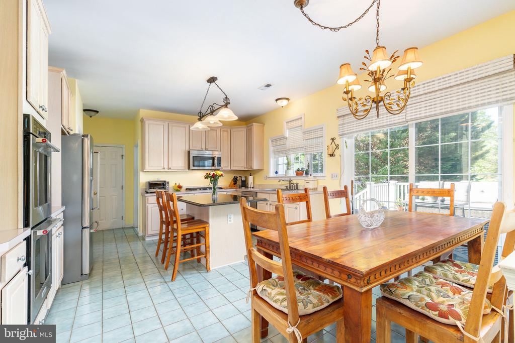 602 DUNBURRY DRIVE