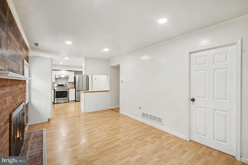 62 GREENWOODS DRIVE