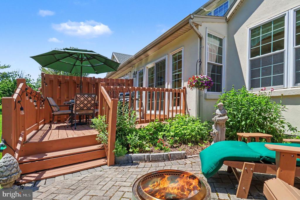 131 MEADOW VIEW LANE