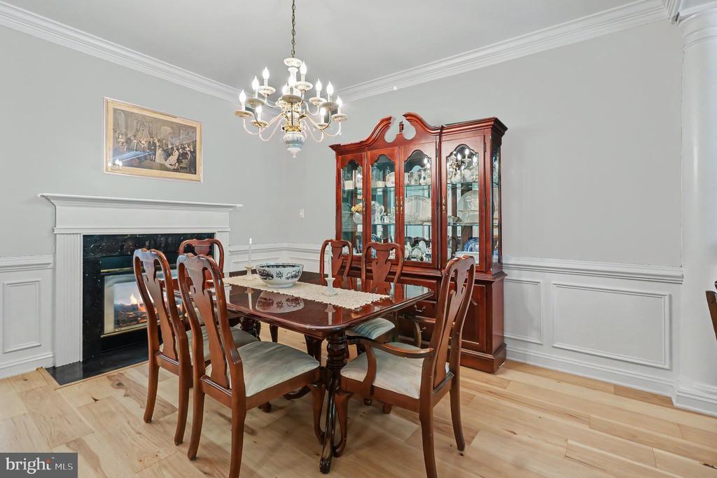 131 MEADOW VIEW LANE