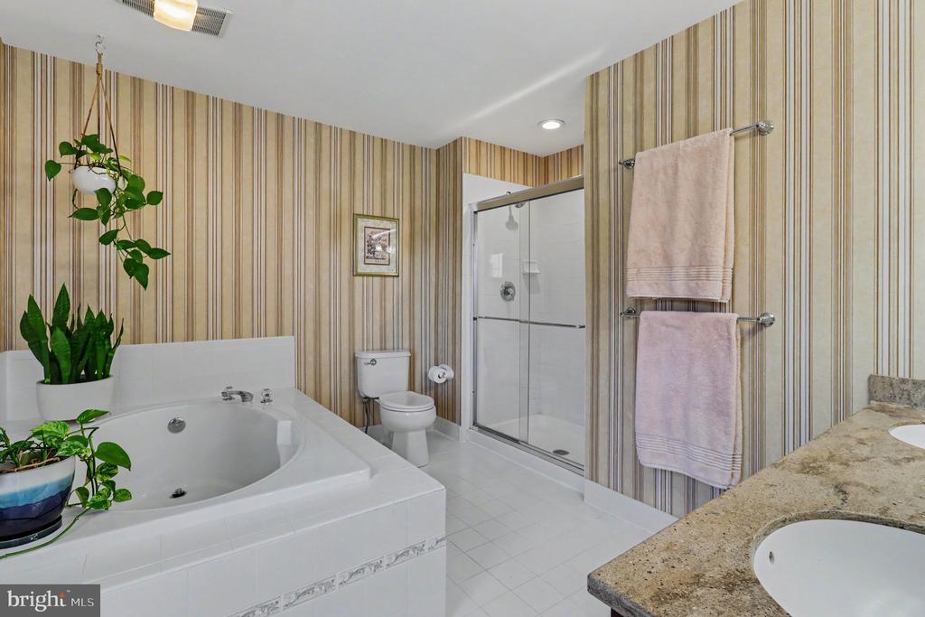 131 MEADOW VIEW LANE