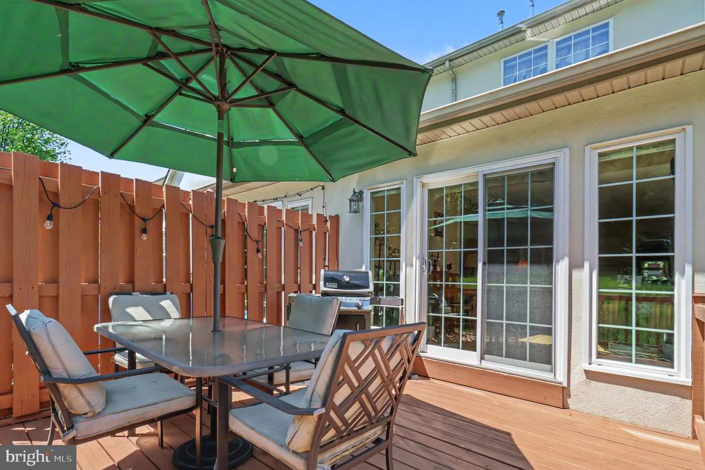 131 MEADOW VIEW LANE
