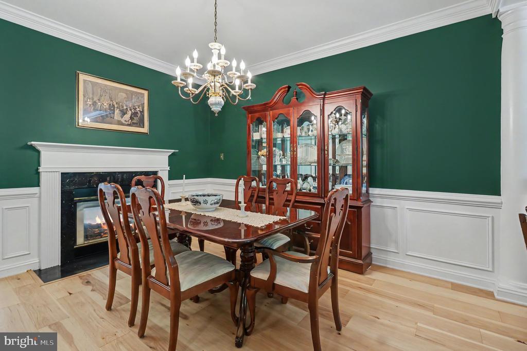 131 MEADOW VIEW LANE
