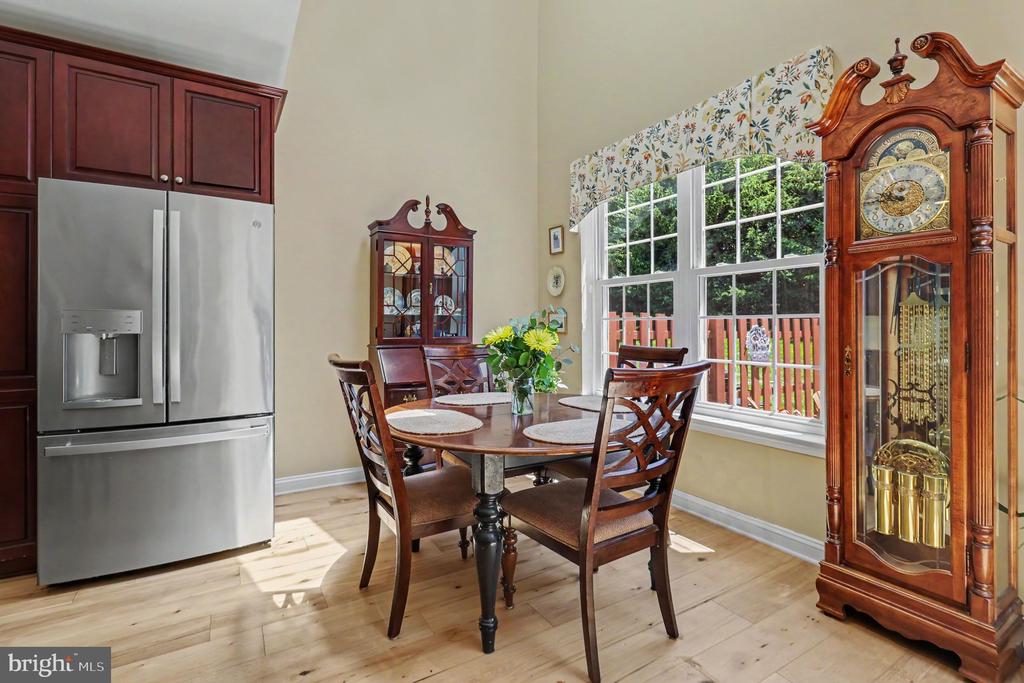 131 MEADOW VIEW LANE