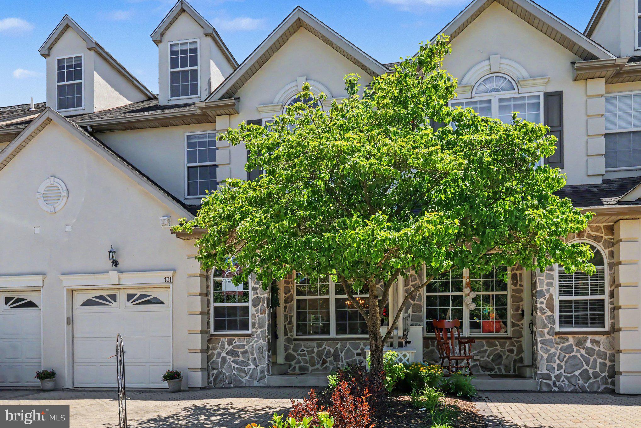 131 MEADOW VIEW LANE