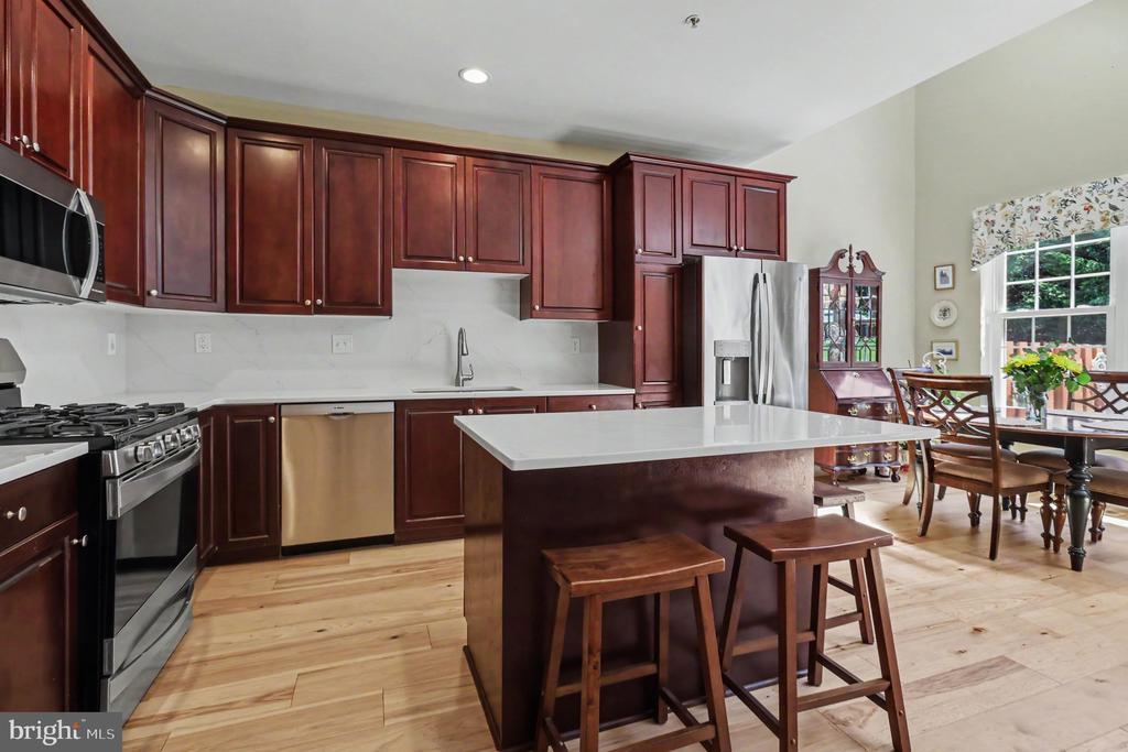 131 MEADOW VIEW LANE