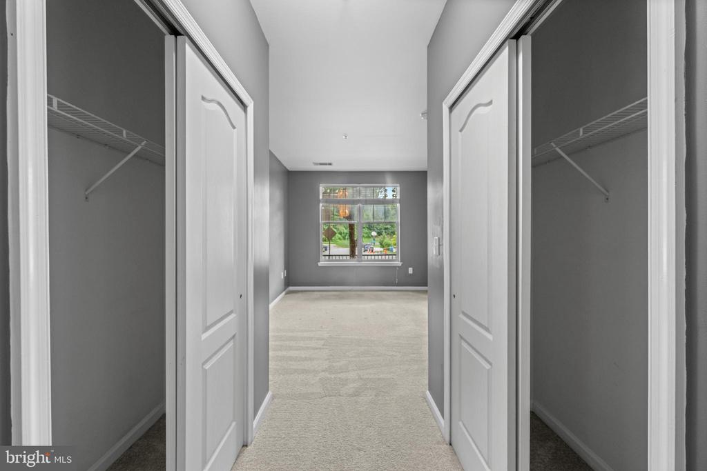 350 W ELM STREET Unit: 3122