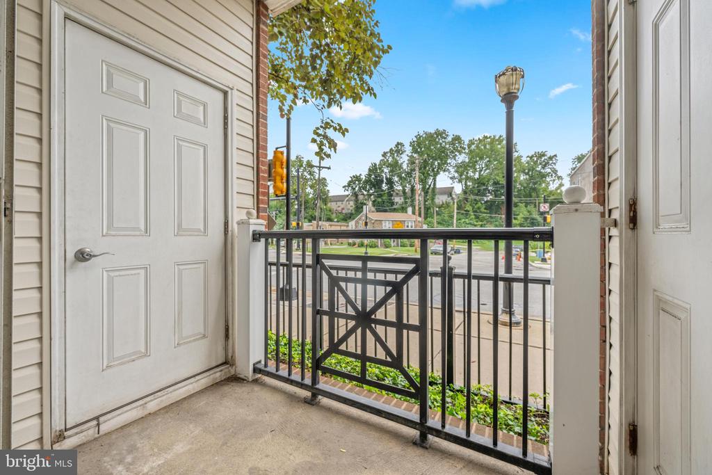 350 W ELM STREET Unit: 3122