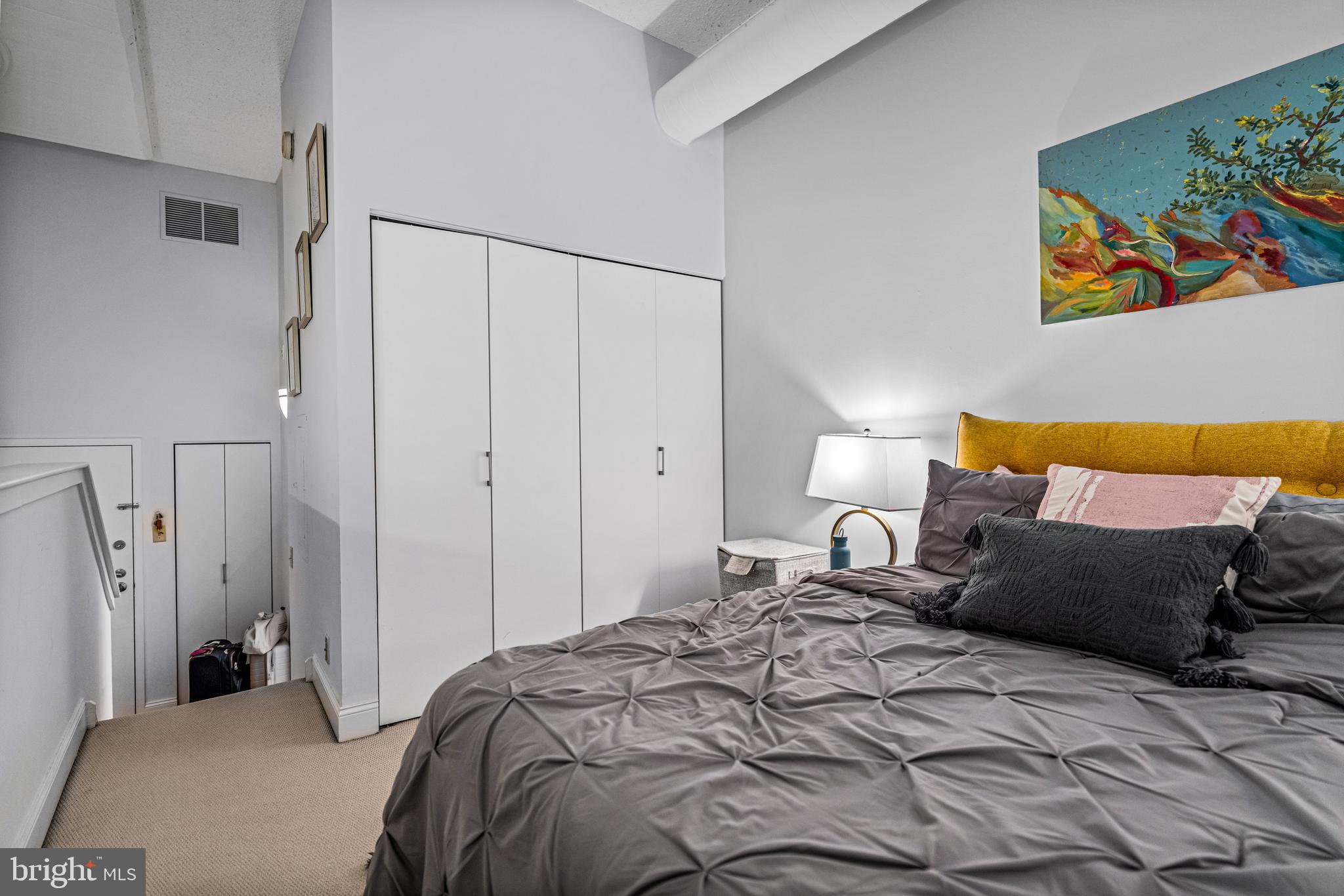 2429-41 Locust St #219