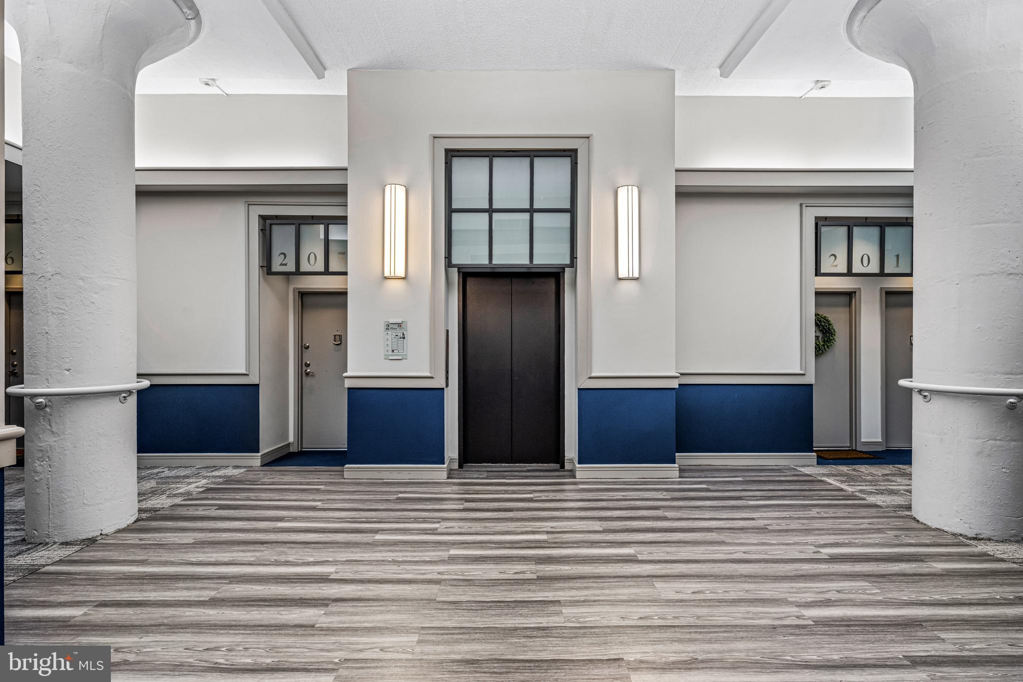 2429-41 Locust St #219