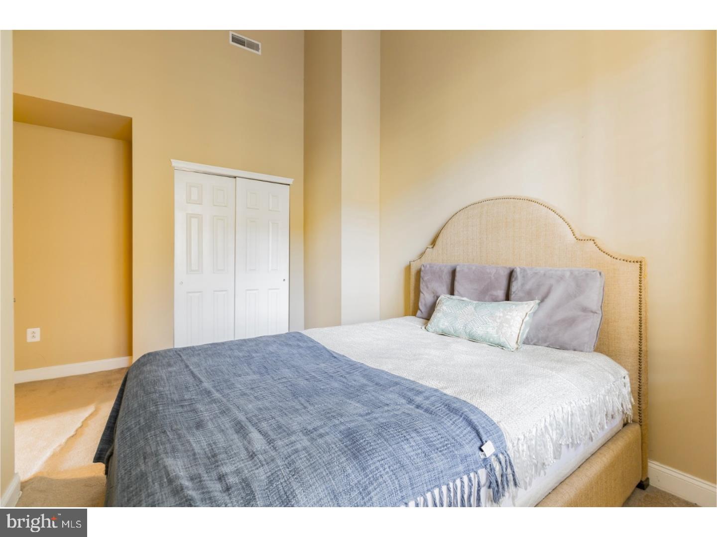 1 Academy Cir #212