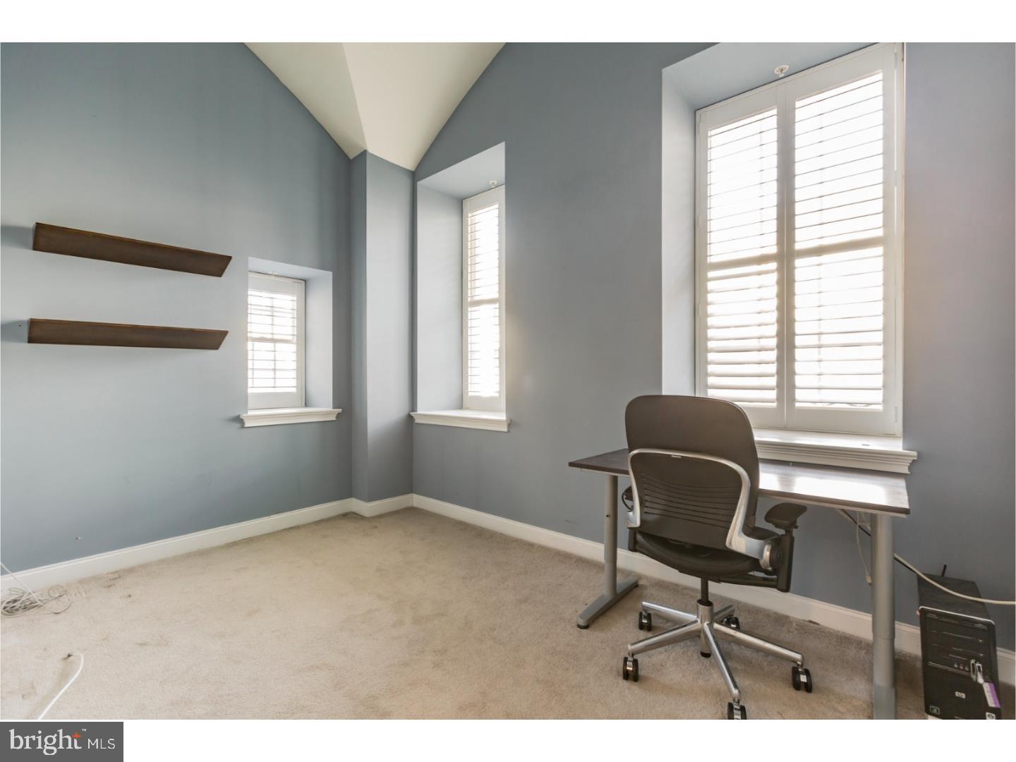 1 Academy Cir #212