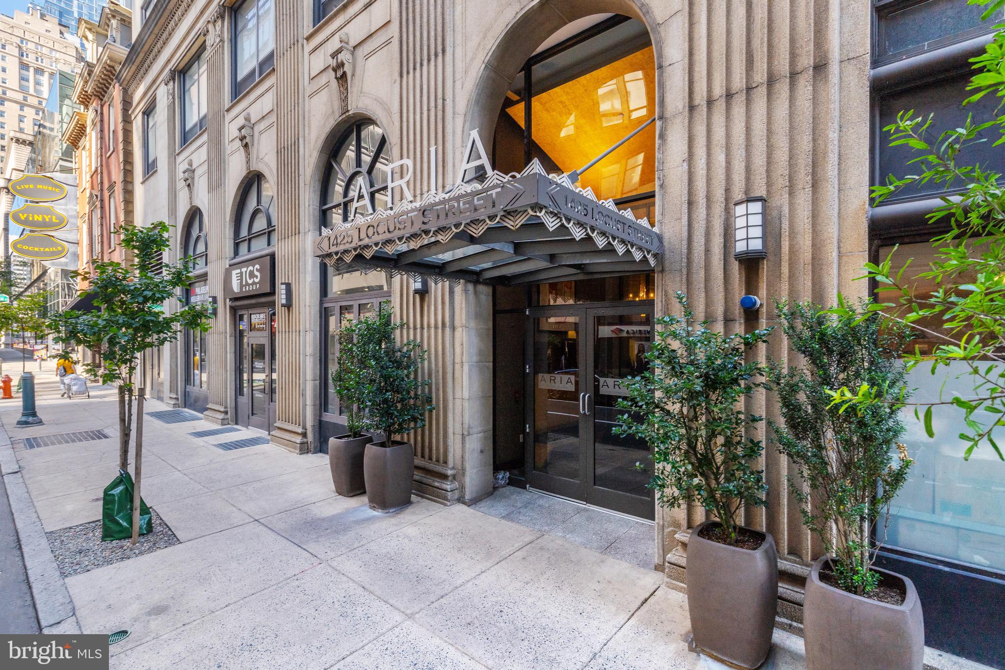1425 Locust St #8a