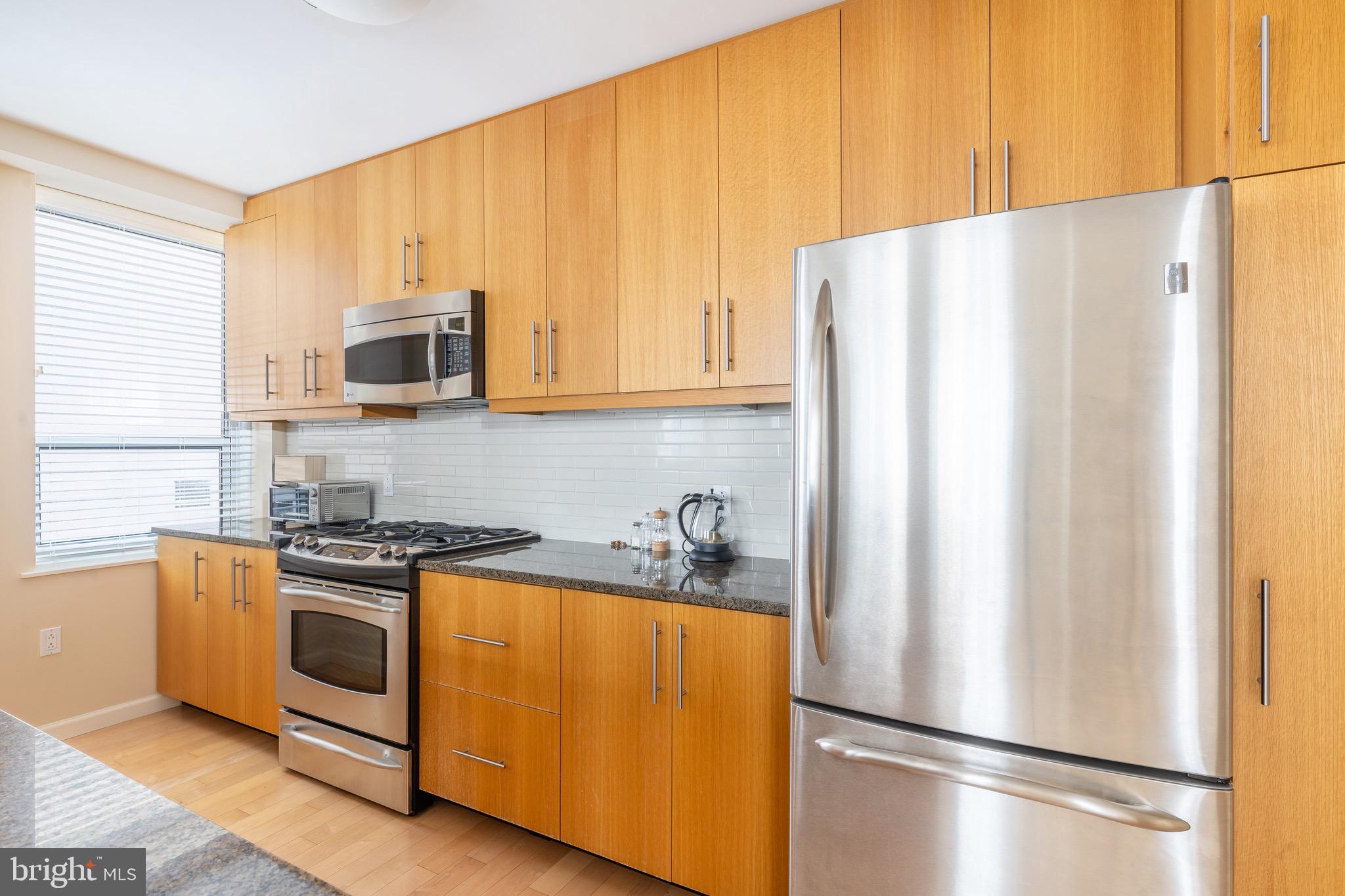 1425 Locust St #8a