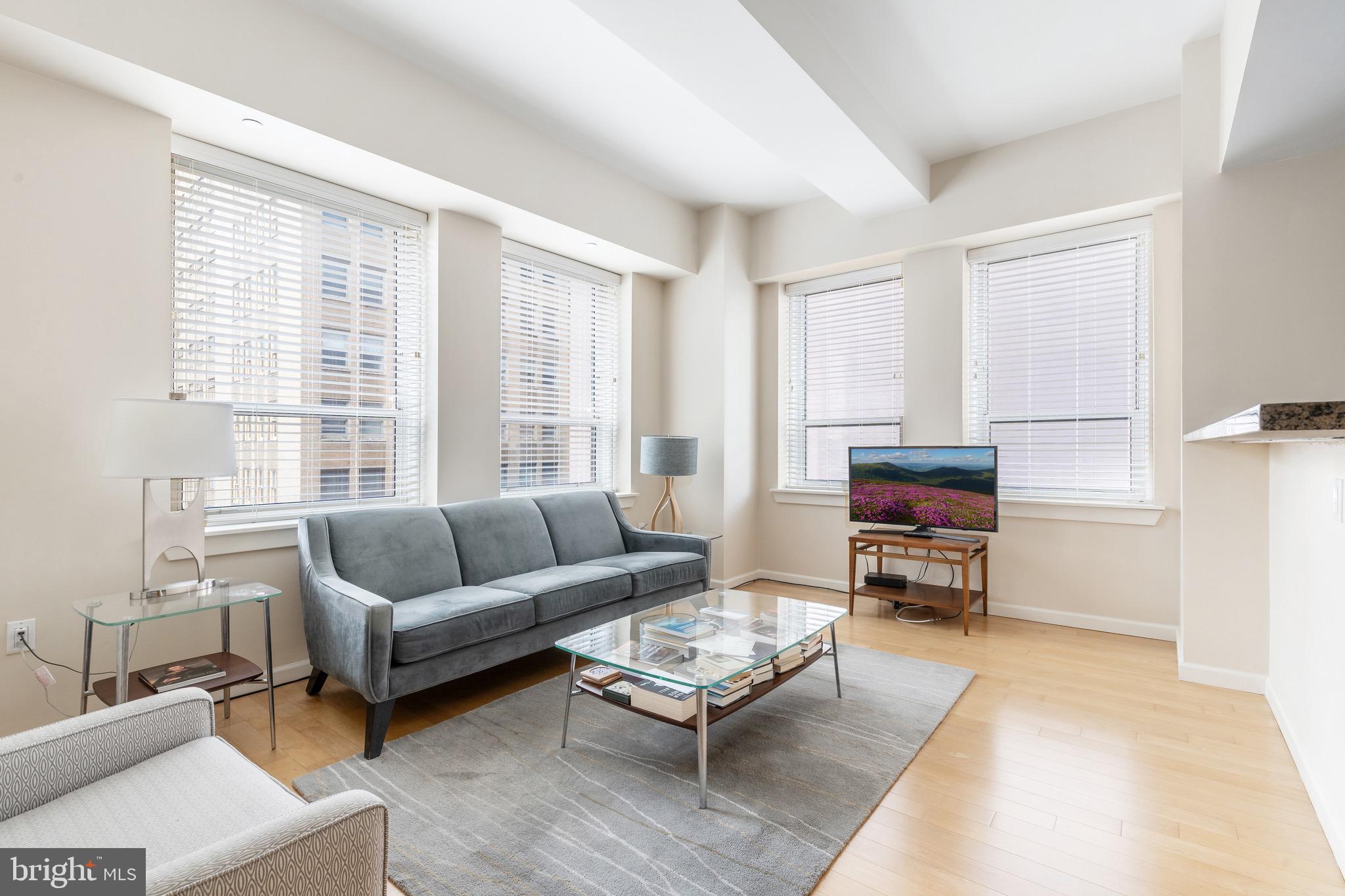 1425 Locust St #8a