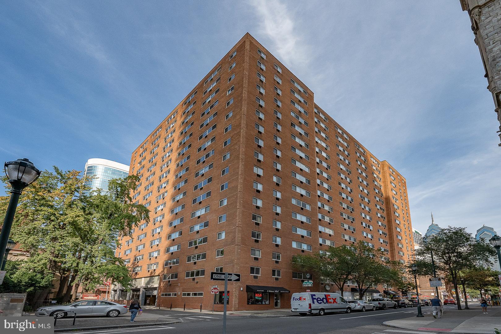 2101-17 Chestnut St #1503