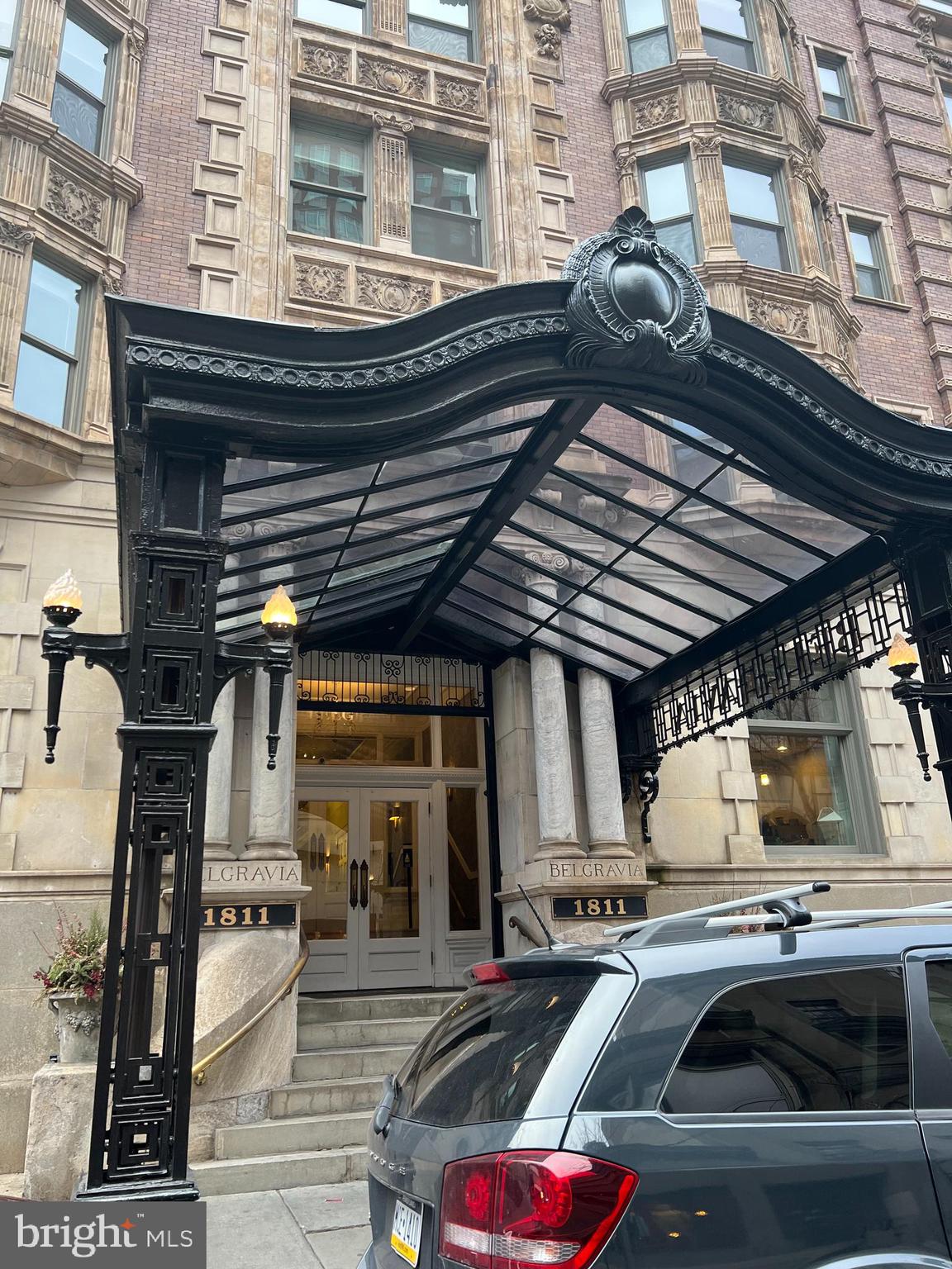 1811-19 Chestnut St #205