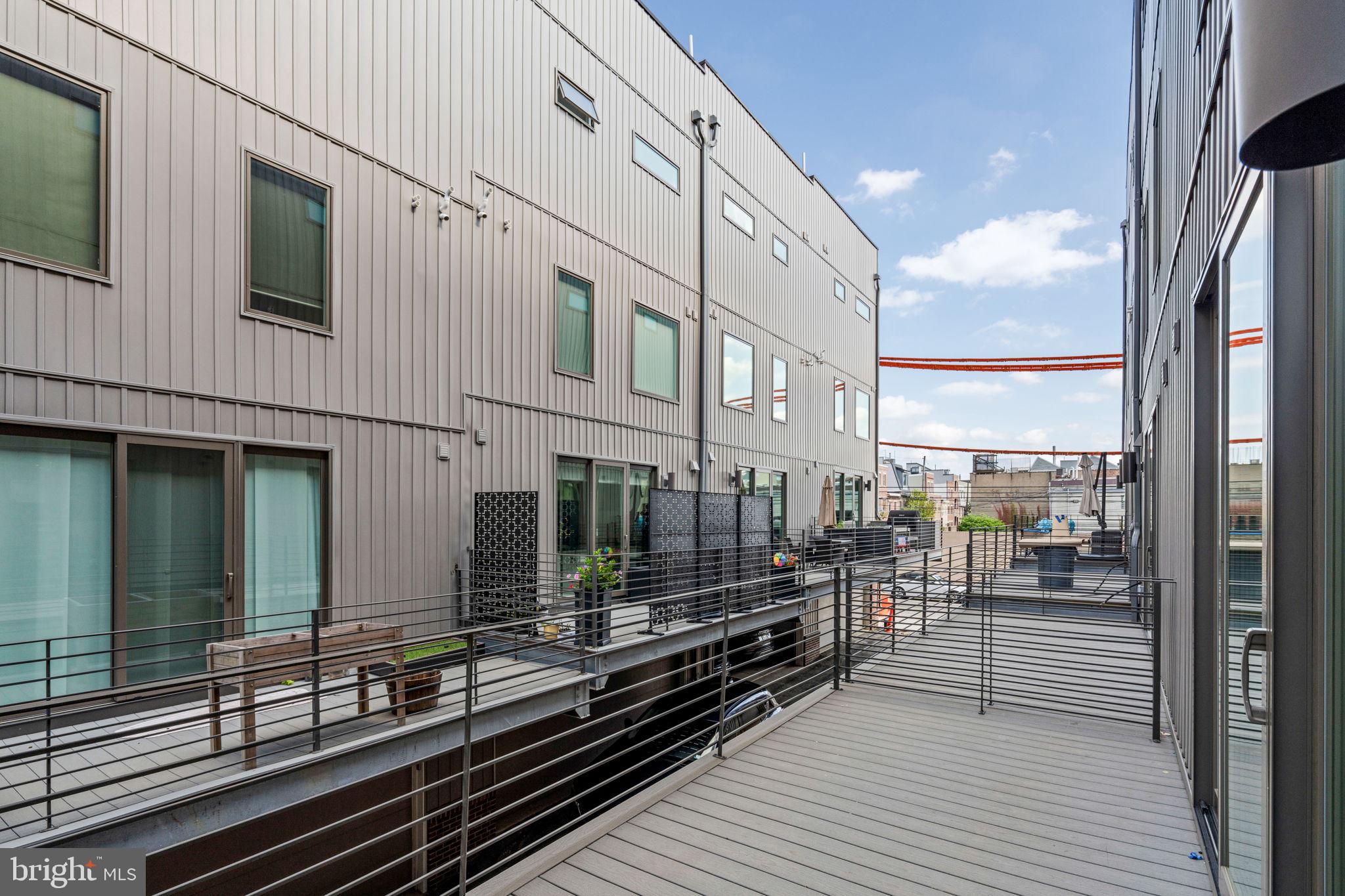 2114 League Ct