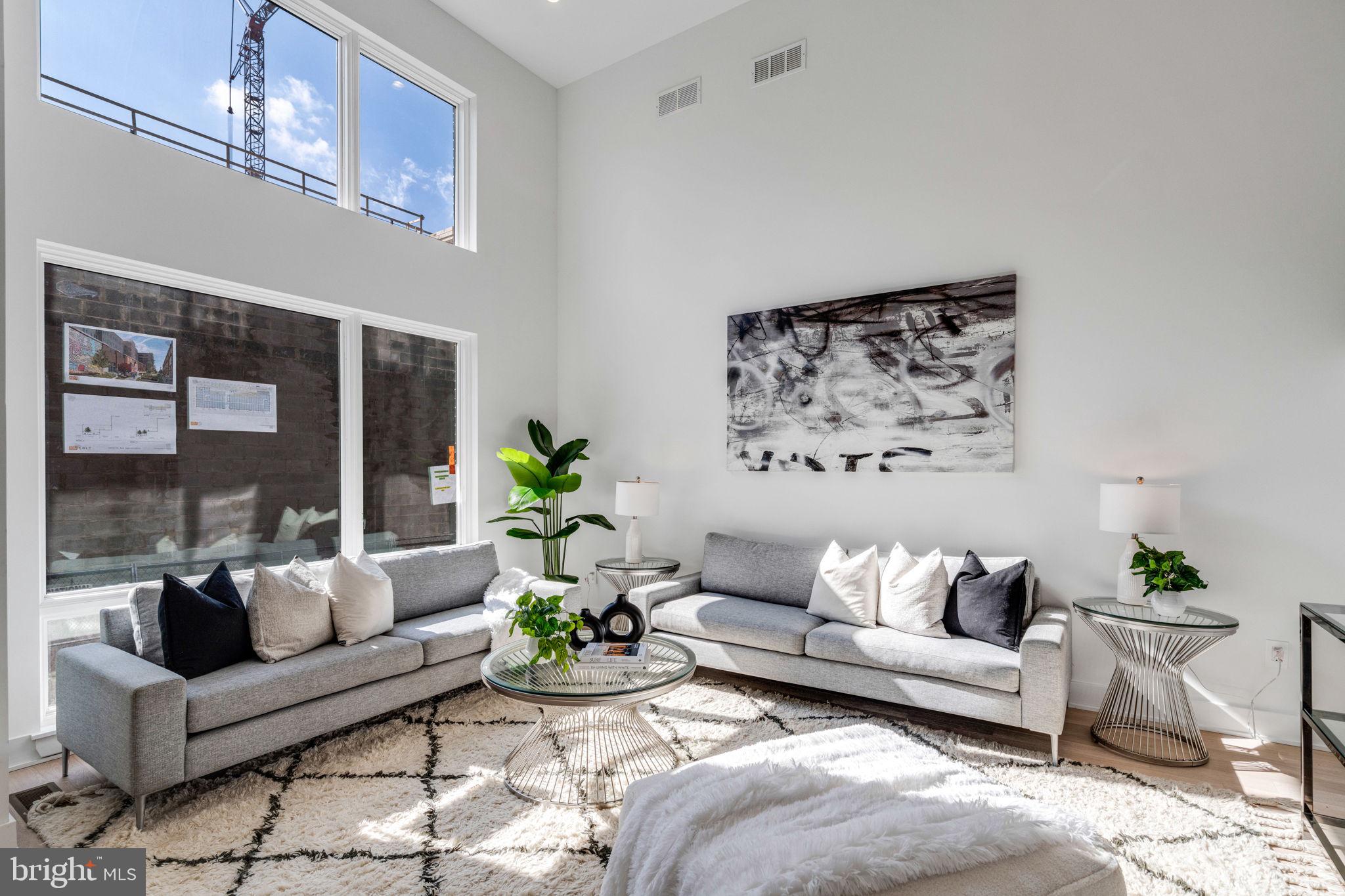 2114 League Ct