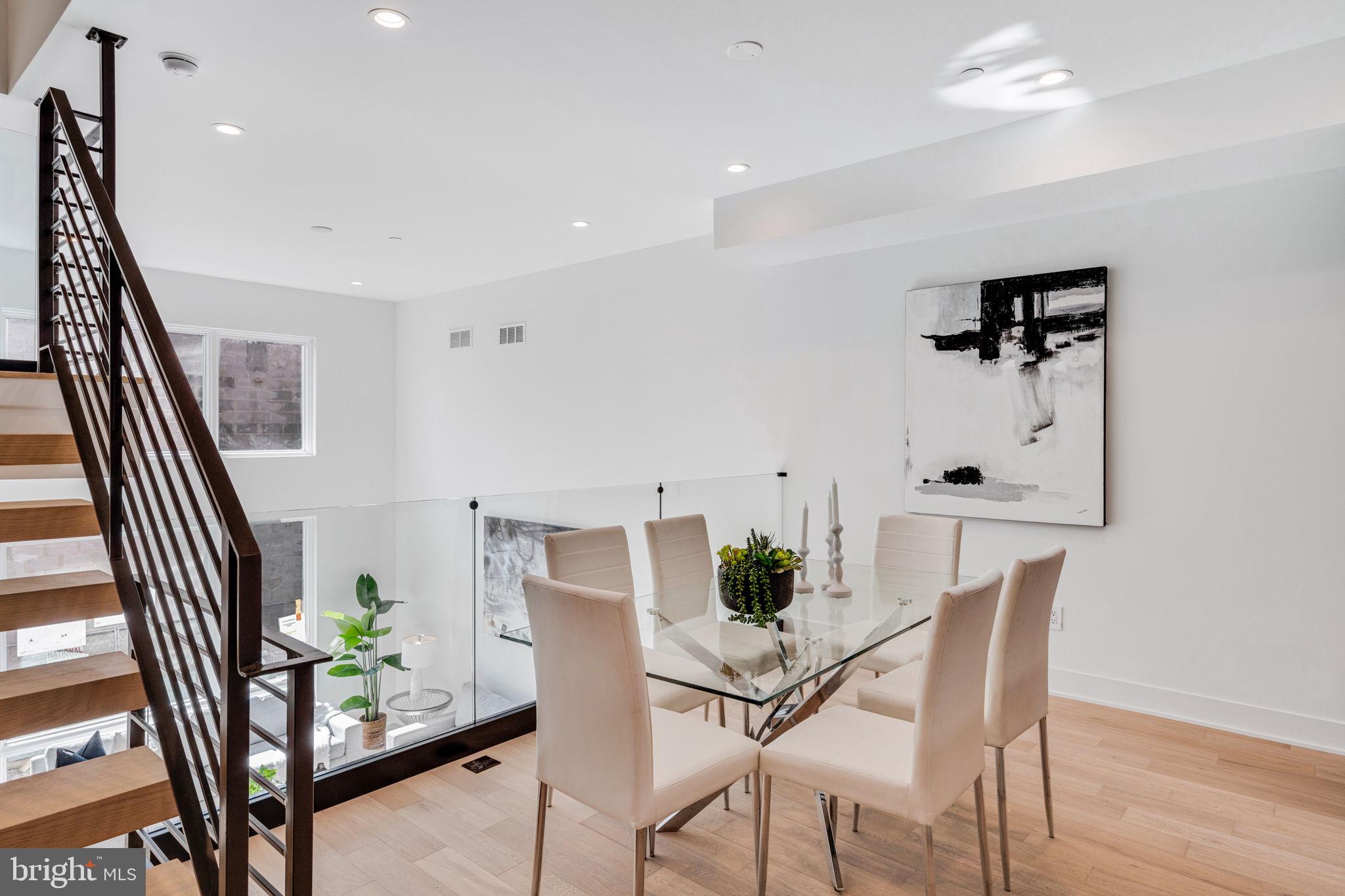 2114 League Ct