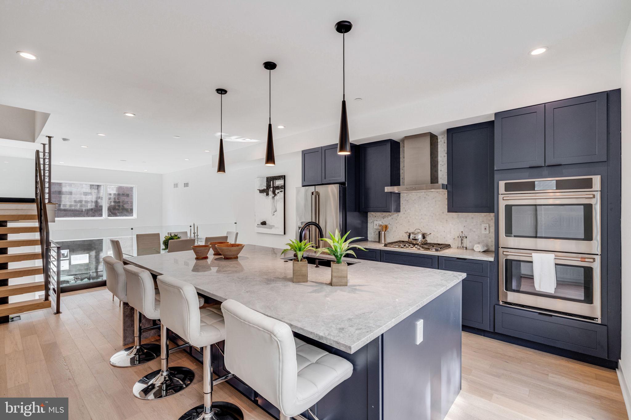 2114 League Ct